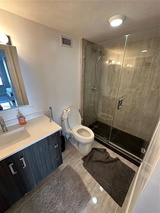 For Rent: $3,300 (1 beds, 1 baths, 797 Square Feet)