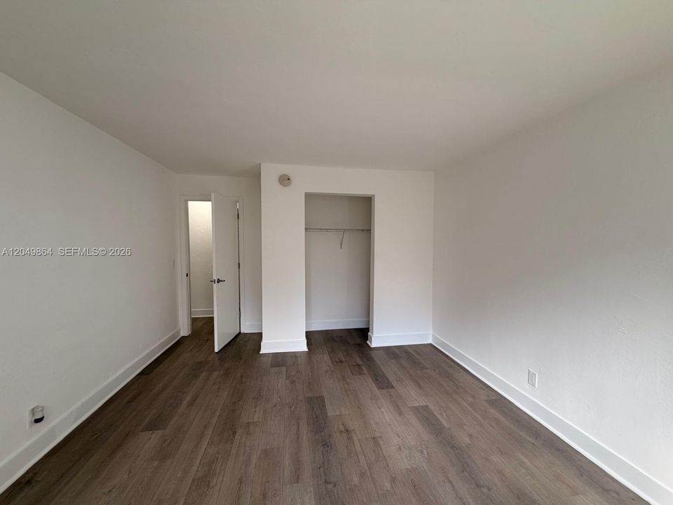 For Rent: $1,800 (1 beds, 1 baths, 750 Square Feet)