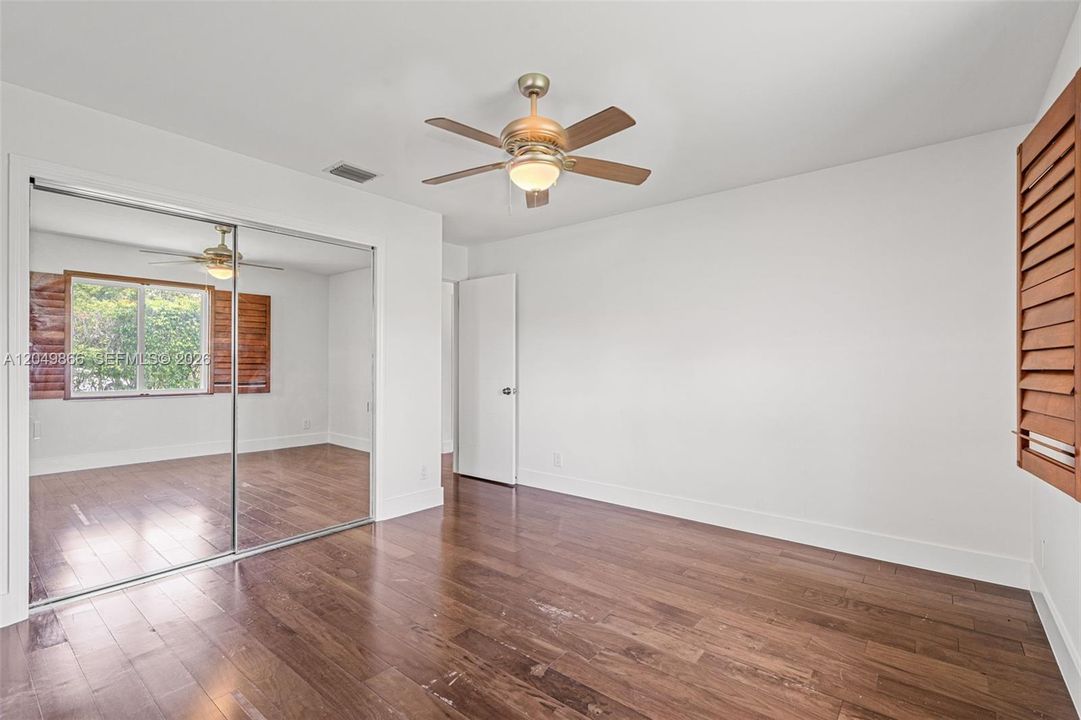 For Sale: $1,125,000 (3 beds, 2 baths, 2351 Square Feet)