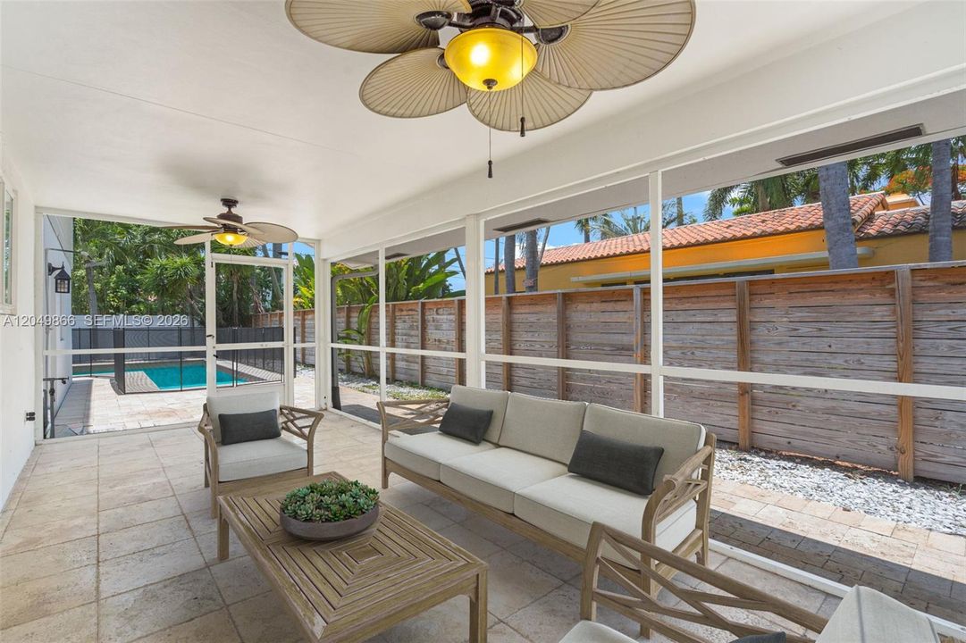 For Sale: $1,125,000 (3 beds, 2 baths, 2351 Square Feet)