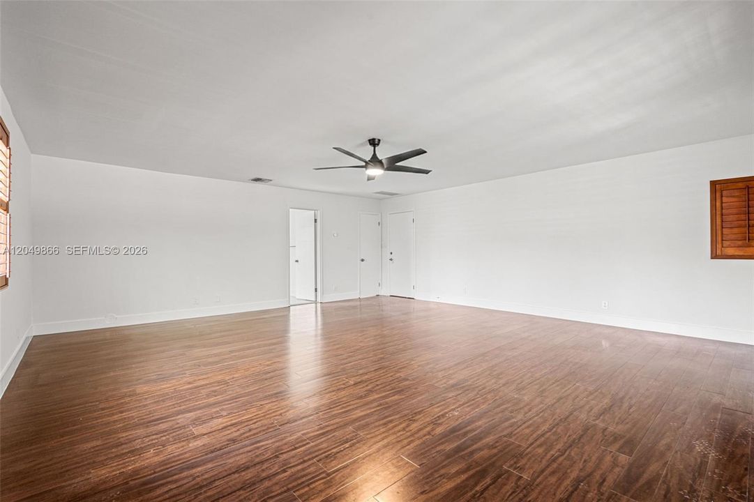For Sale: $1,125,000 (3 beds, 2 baths, 2351 Square Feet)
