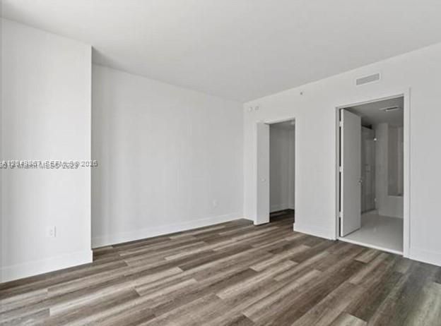 For Rent: $6,000 (3 beds, 2 baths, 1281 Square Feet)