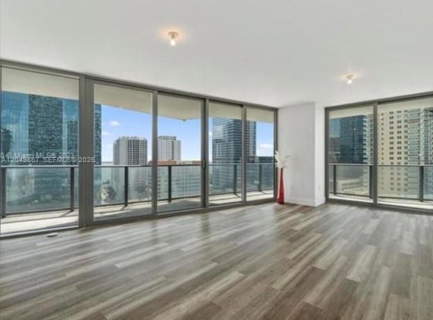 For Rent: $6,000 (3 beds, 2 baths, 1281 Square Feet)