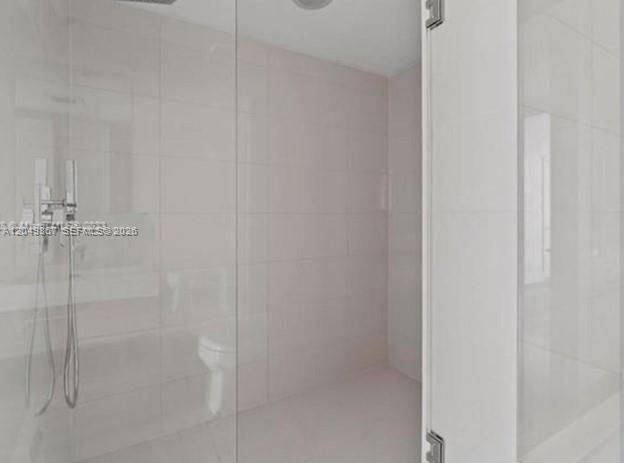 For Rent: $6,000 (3 beds, 2 baths, 1281 Square Feet)