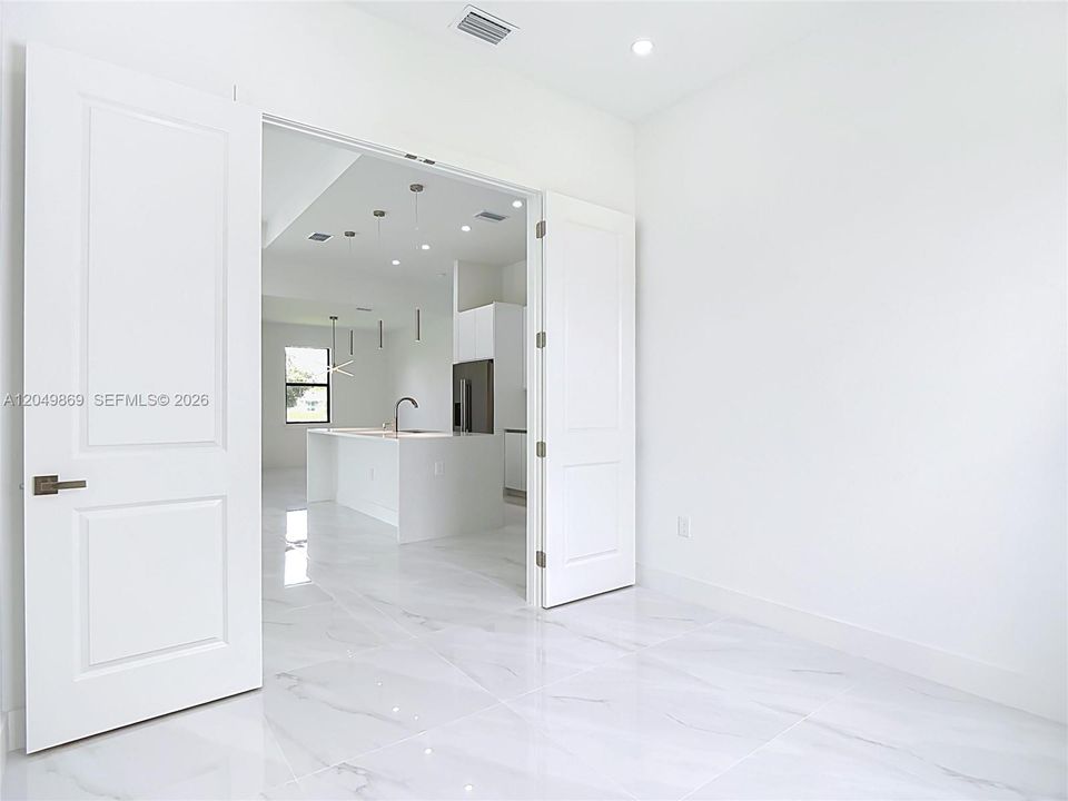 For Sale: $412,000 (3 beds, 2 baths, 1812 Square Feet)