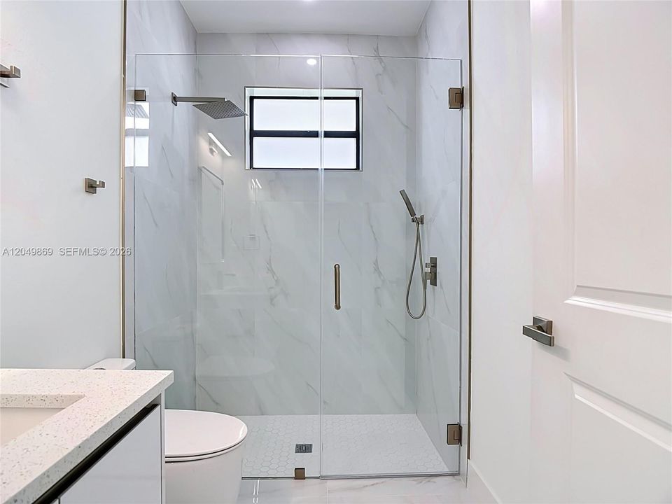 For Sale: $412,000 (3 beds, 2 baths, 1812 Square Feet)