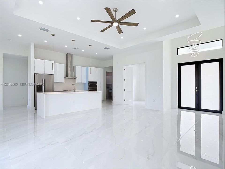 For Sale: $412,000 (3 beds, 2 baths, 1812 Square Feet)