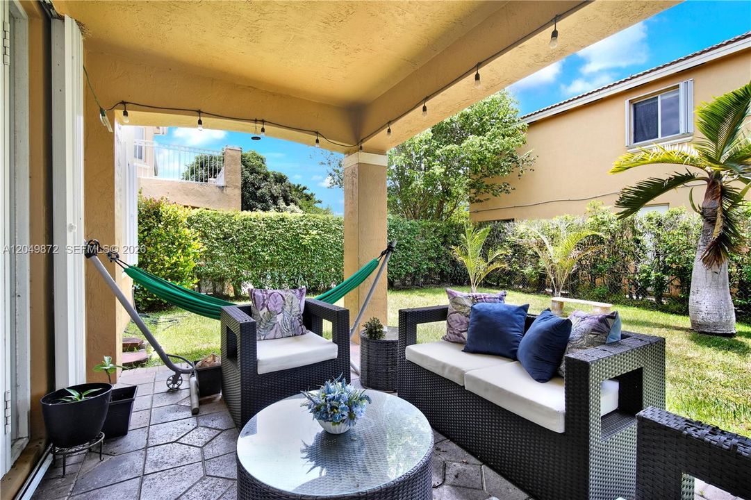 For Rent: $4,490 (5 beds, 3 baths, 2962 Square Feet)