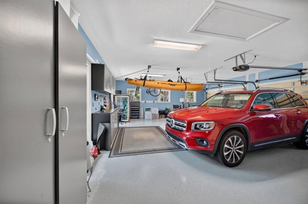 garage1.jpg-SMALL