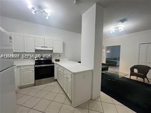 For Rent: $2,350 (1 beds, 1 baths, 527 Square Feet)