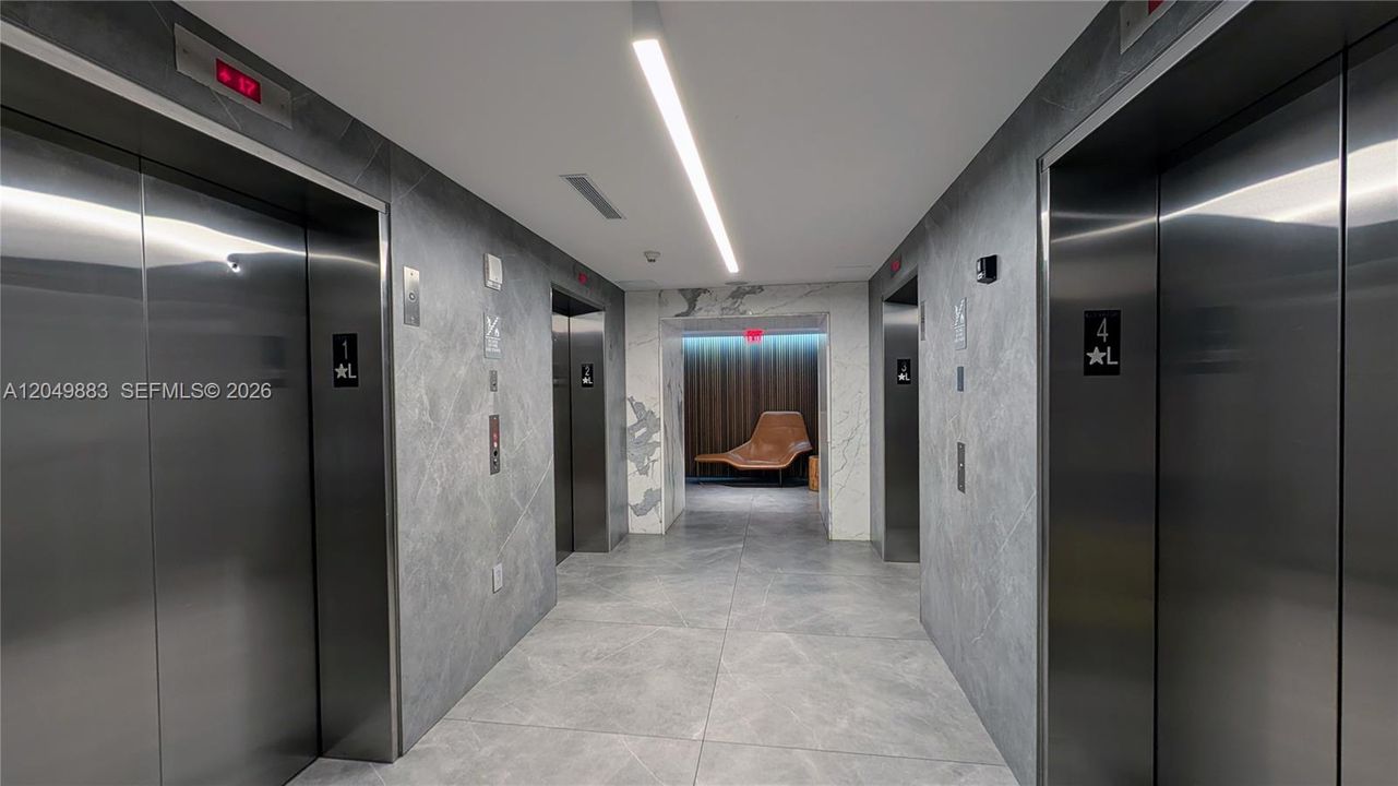 En Venta: $439,000 (2 camas, 2 baños, 1148 Pies cuadrados)