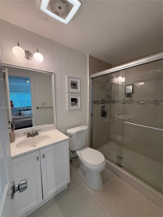 For Rent: $3,900 (3 beds, 2 baths, 1484 Square Feet)