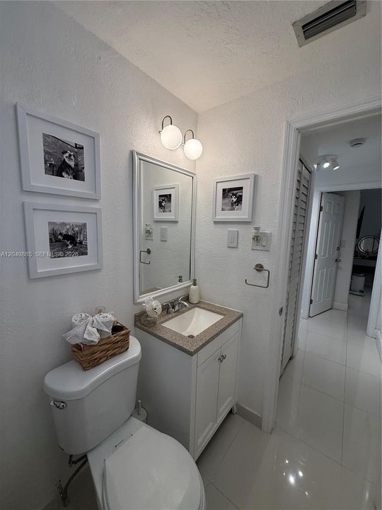 For Rent: $3,900 (3 beds, 2 baths, 1484 Square Feet)