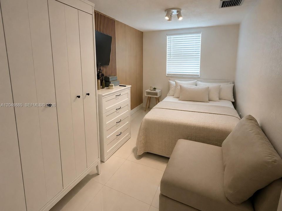 For Rent: $3,900 (3 beds, 2 baths, 1484 Square Feet)