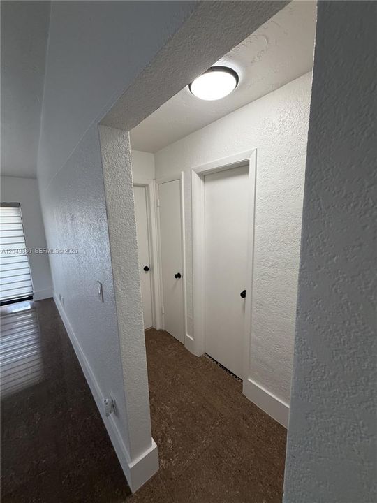 For Rent: $2,500 (2 beds, 1 baths, 1050 Square Feet)