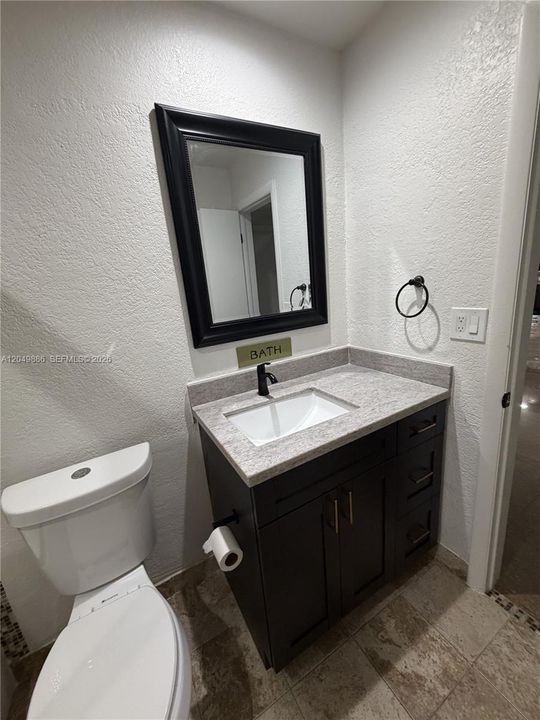 For Rent: $2,500 (2 beds, 1 baths, 1050 Square Feet)