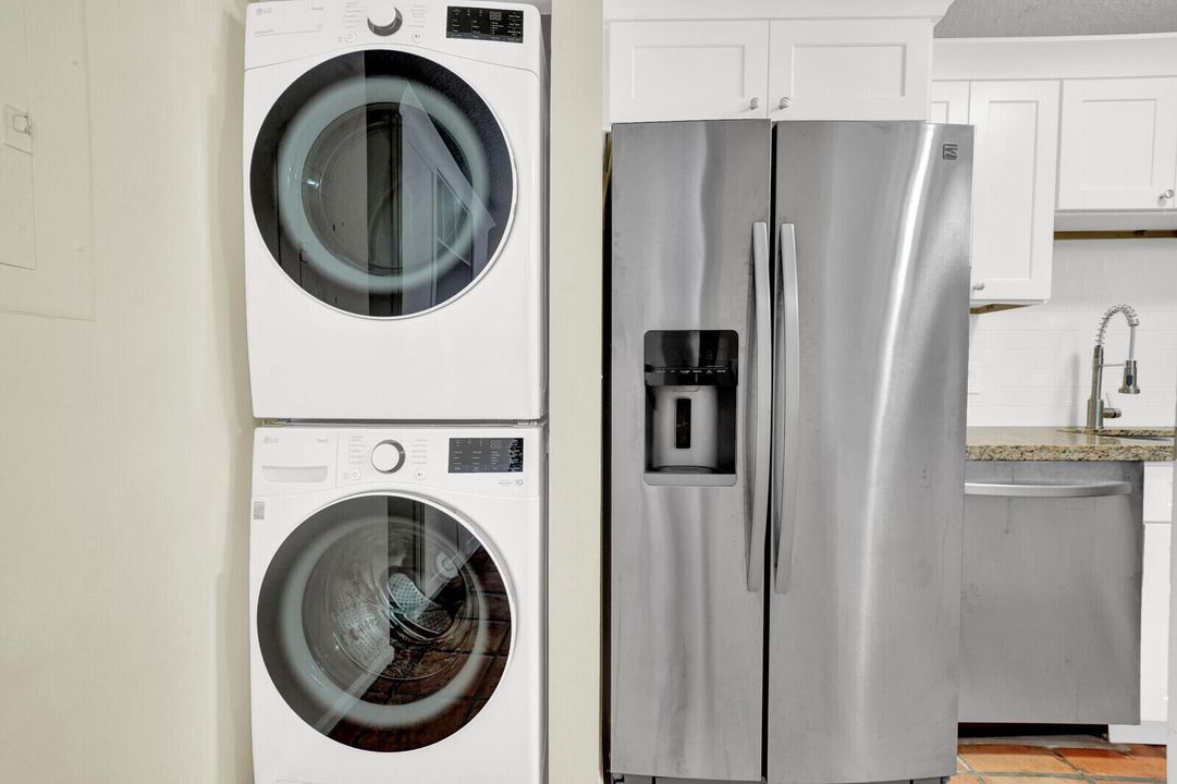 Laundry/Kitchen