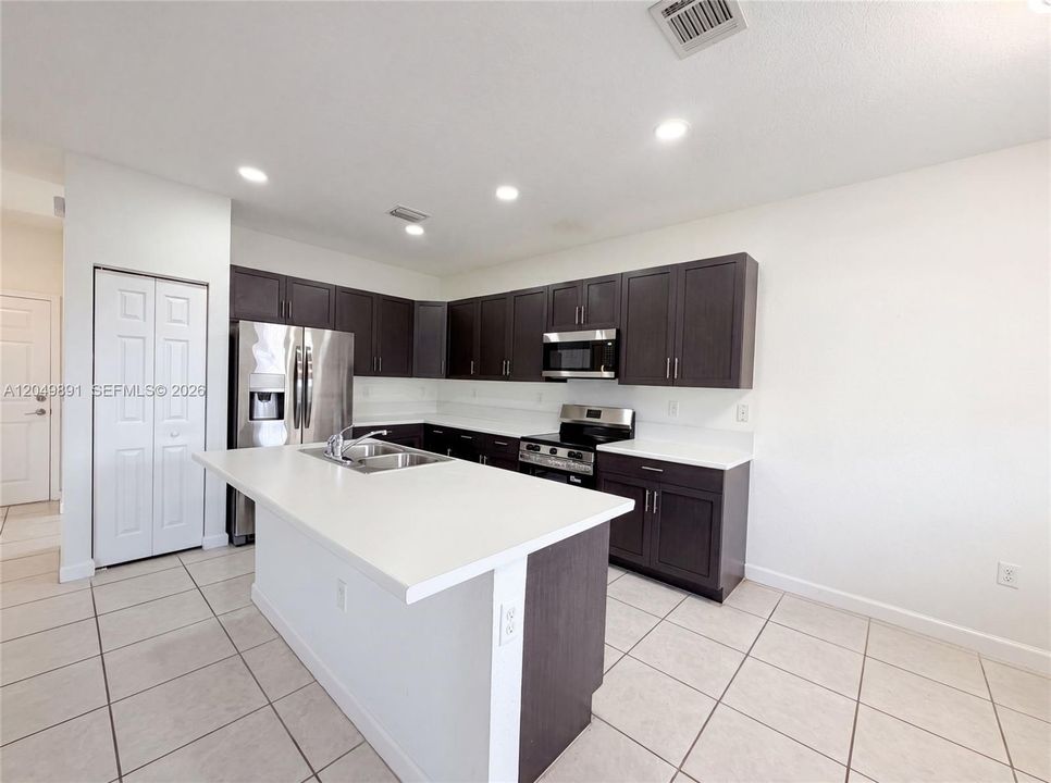 For Sale: $745,000 (4 beds, 3 baths, 2620 Square Feet)