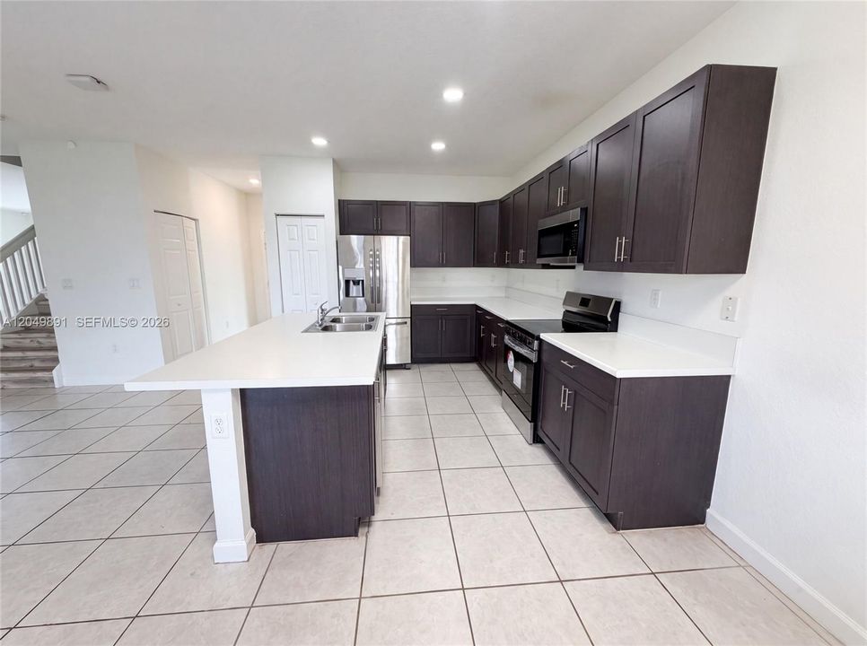 For Sale: $745,000 (4 beds, 3 baths, 2620 Square Feet)