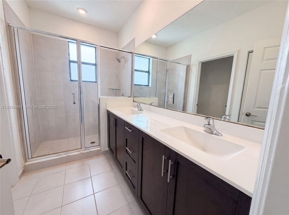 For Sale: $745,000 (4 beds, 3 baths, 2620 Square Feet)