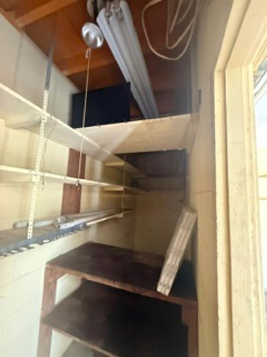 1102 garage storage