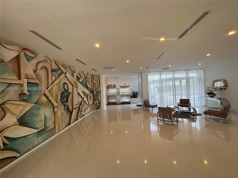 For Rent: $3,000 (1 beds, 1 baths, 1006 Square Feet)