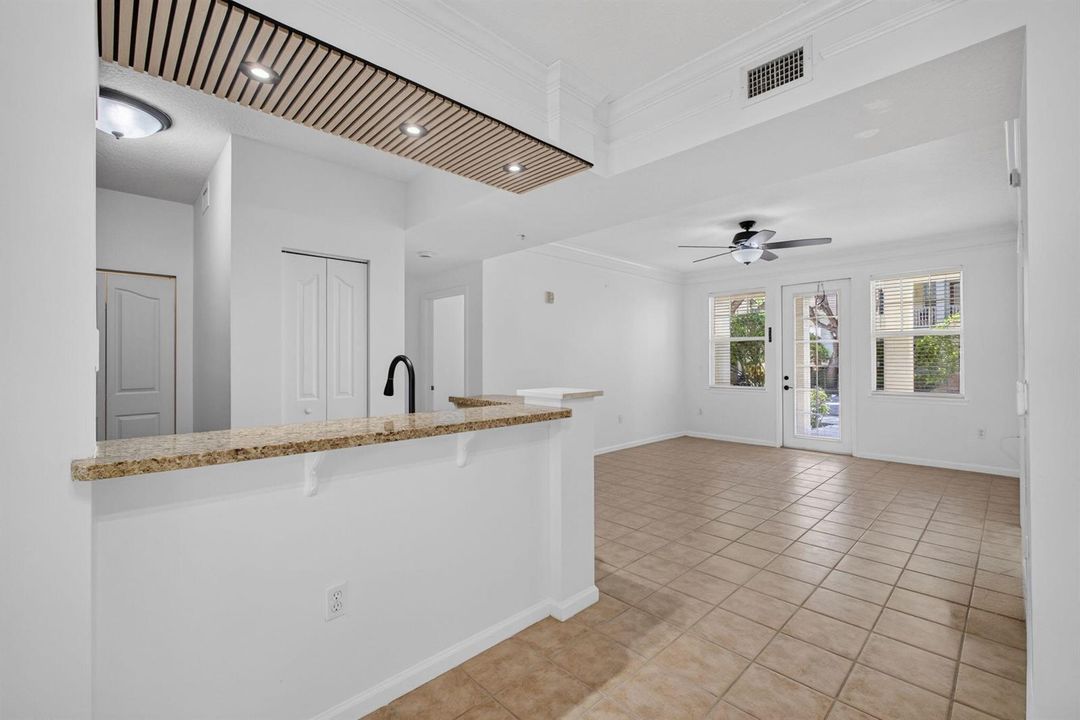 Kitchen/Living