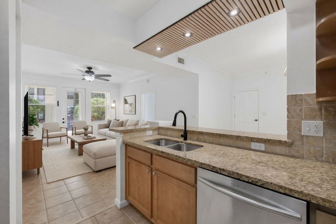 Kitchen/Living