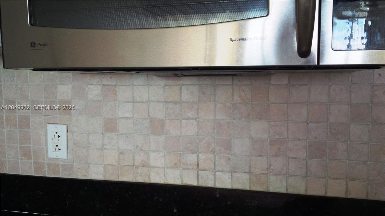 For Rent: $3,900 (2 beds, 2 baths, 1144 Square Feet)