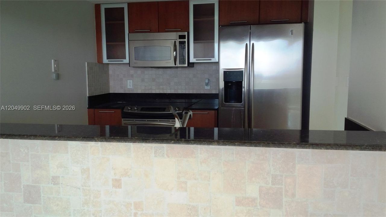 For Rent: $3,900 (2 beds, 2 baths, 1144 Square Feet)