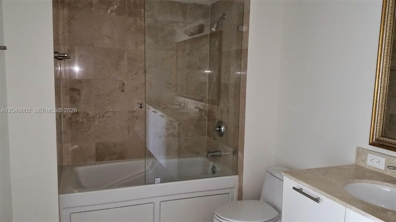 For Rent: $3,900 (2 beds, 2 baths, 1144 Square Feet)