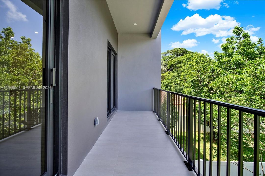 For Sale: $1,690,000 (3 beds, 3 baths, 0 Square Feet)