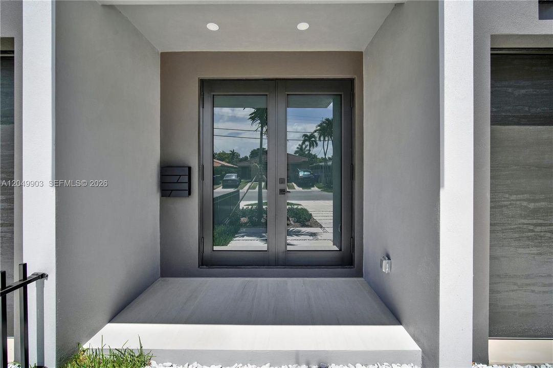 For Sale: $1,690,000 (3 beds, 3 baths, 0 Square Feet)