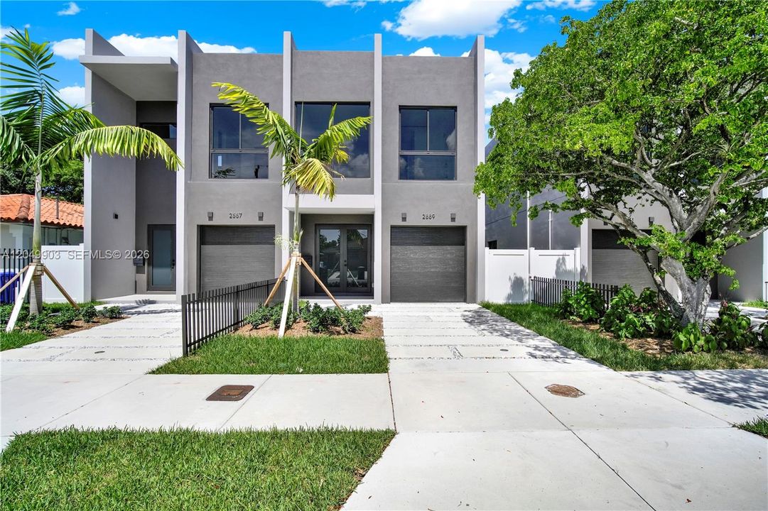 For Sale: $1,690,000 (3 beds, 3 baths, 0 Square Feet)
