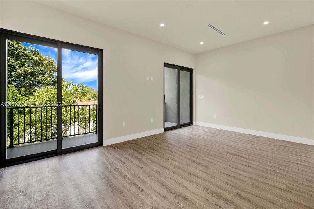 For Sale: $1,690,000 (3 beds, 3 baths, 0 Square Feet)