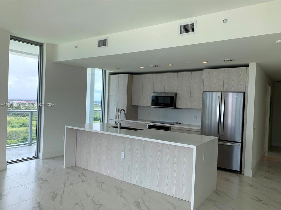 For Rent: $4,100 (2 beds, 2 baths, 1179 Square Feet)