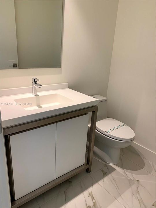 For Rent: $4,100 (2 beds, 2 baths, 1179 Square Feet)