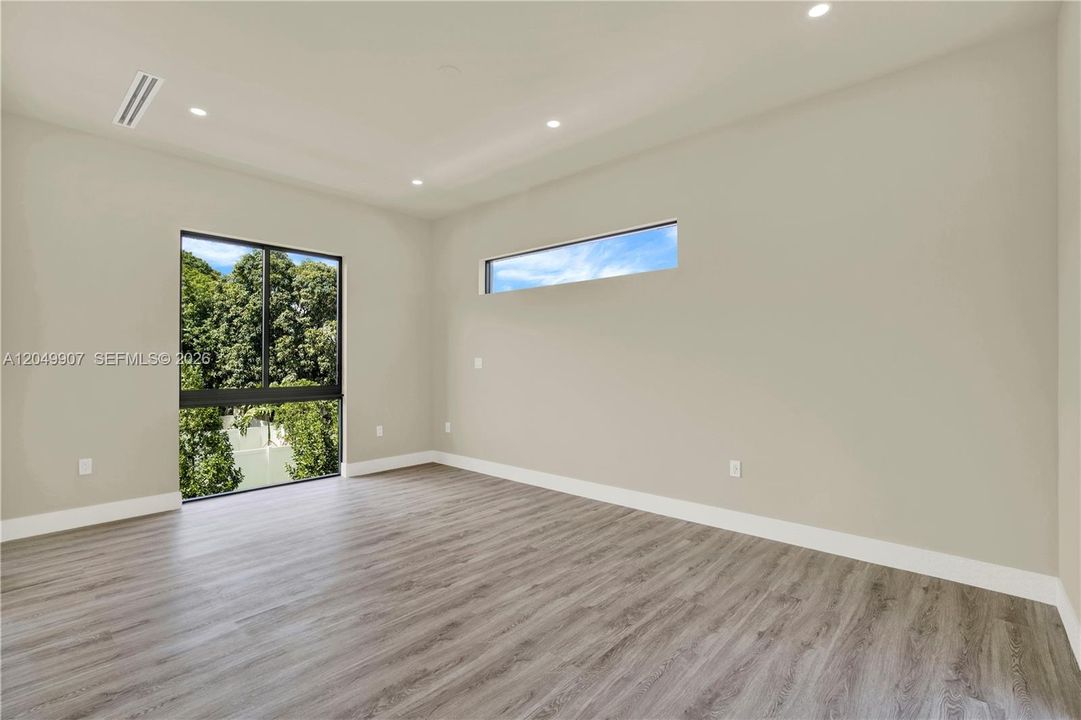 For Sale: $1,720,000 (3 beds, 3 baths, 0 Square Feet)