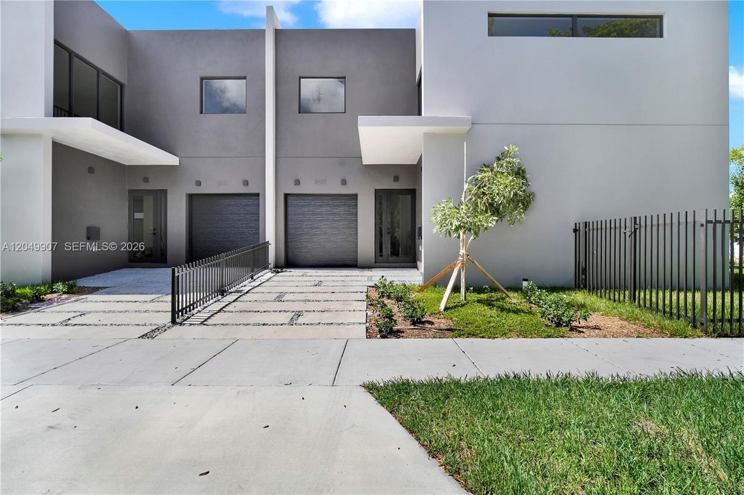 For Sale: $1,720,000 (3 beds, 3 baths, 0 Square Feet)