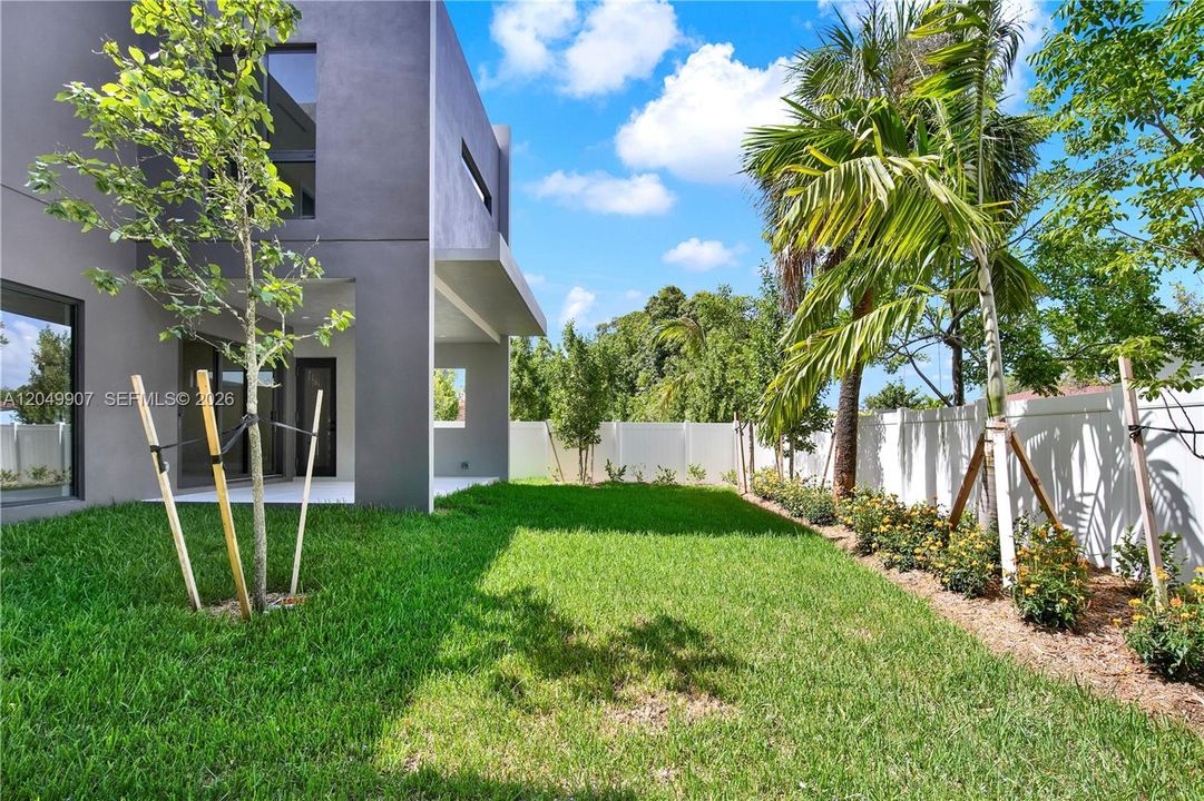 For Sale: $1,720,000 (3 beds, 3 baths, 0 Square Feet)