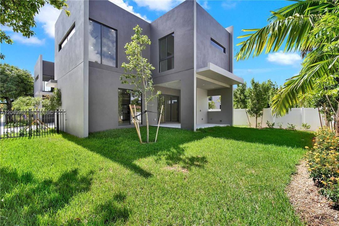 For Sale: $1,720,000 (3 beds, 3 baths, 0 Square Feet)