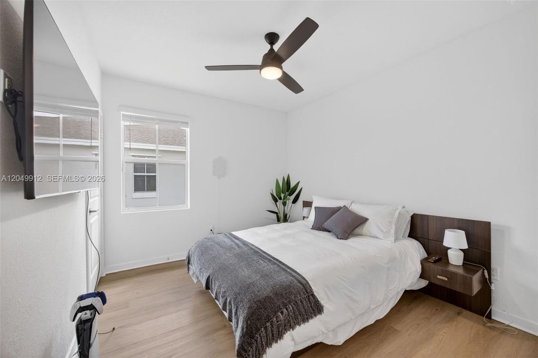 For Rent: $2,900 (4 beds, 3 baths, 1757 Square Feet)