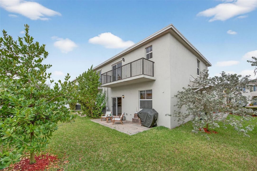 For Rent: $2,900 (4 beds, 3 baths, 1757 Square Feet)