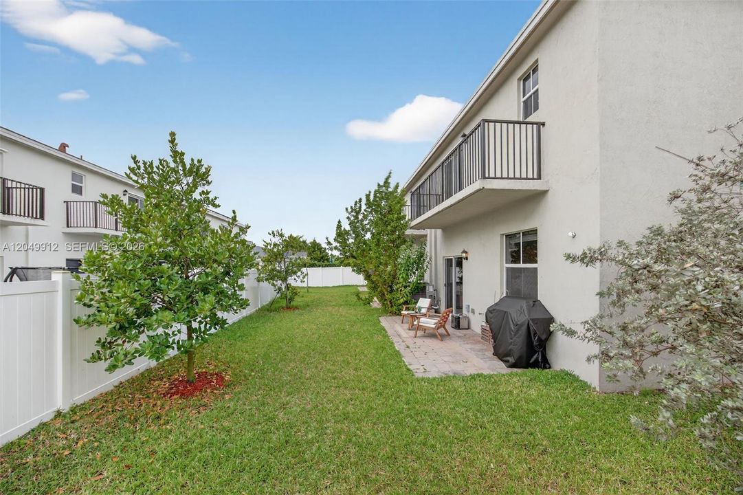 For Rent: $2,900 (4 beds, 3 baths, 1757 Square Feet)