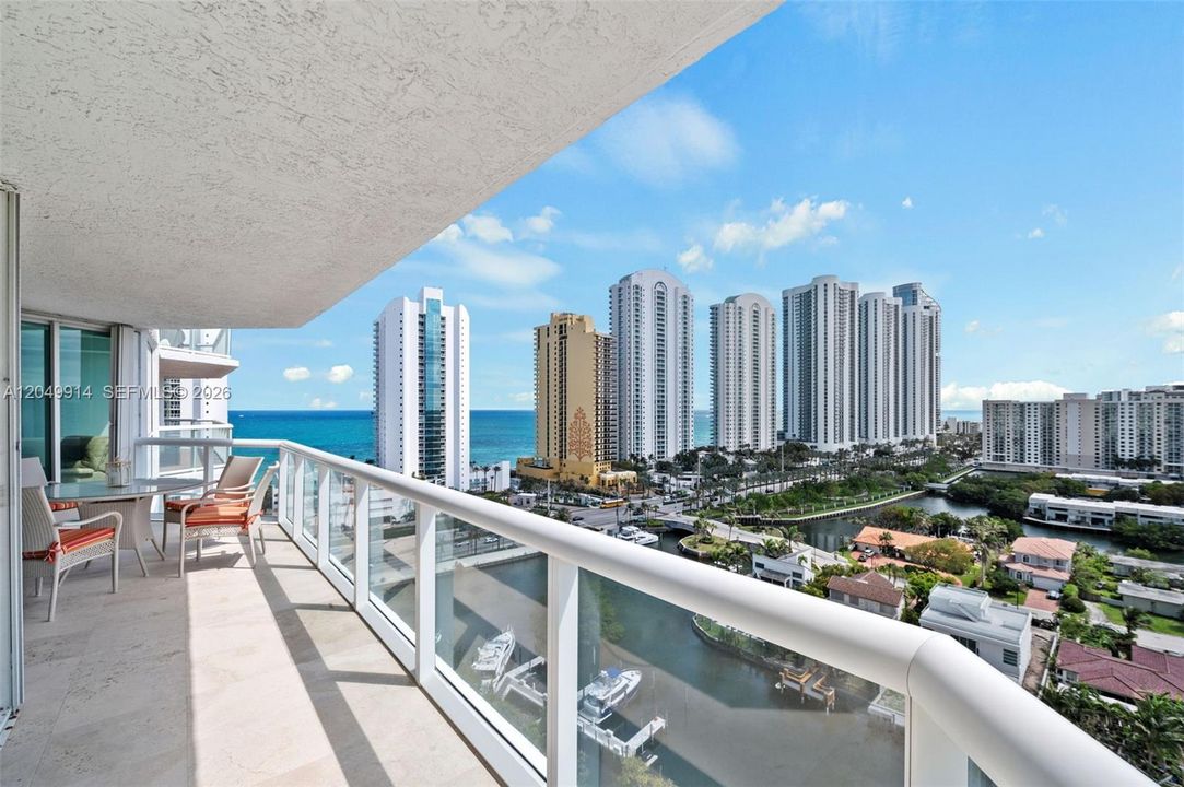 For Rent: $6,900 (2 beds, 2 baths, 1760 Square Feet)