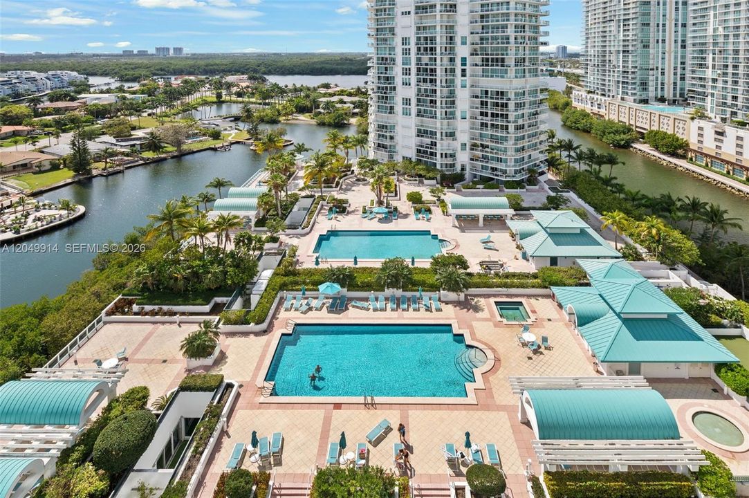 For Rent: $6,900 (2 beds, 2 baths, 1760 Square Feet)