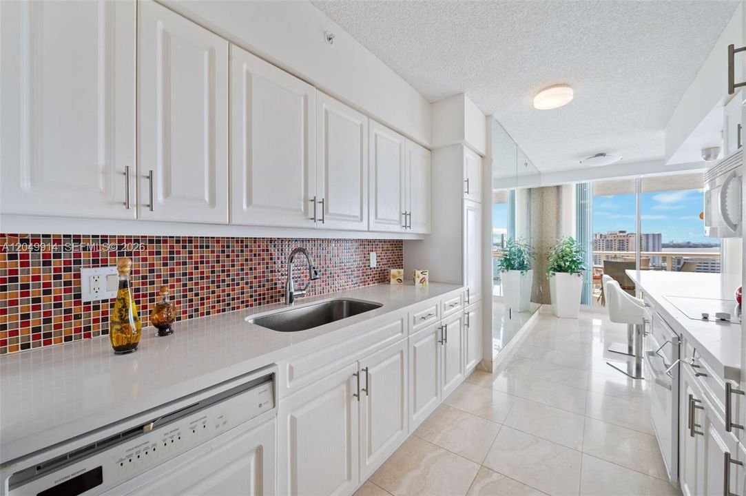 For Rent: $6,900 (2 beds, 2 baths, 1760 Square Feet)