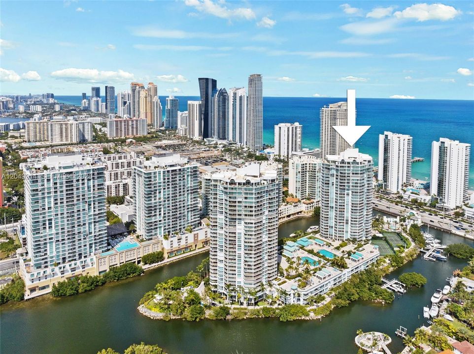 For Rent: $6,900 (2 beds, 2 baths, 1760 Square Feet)