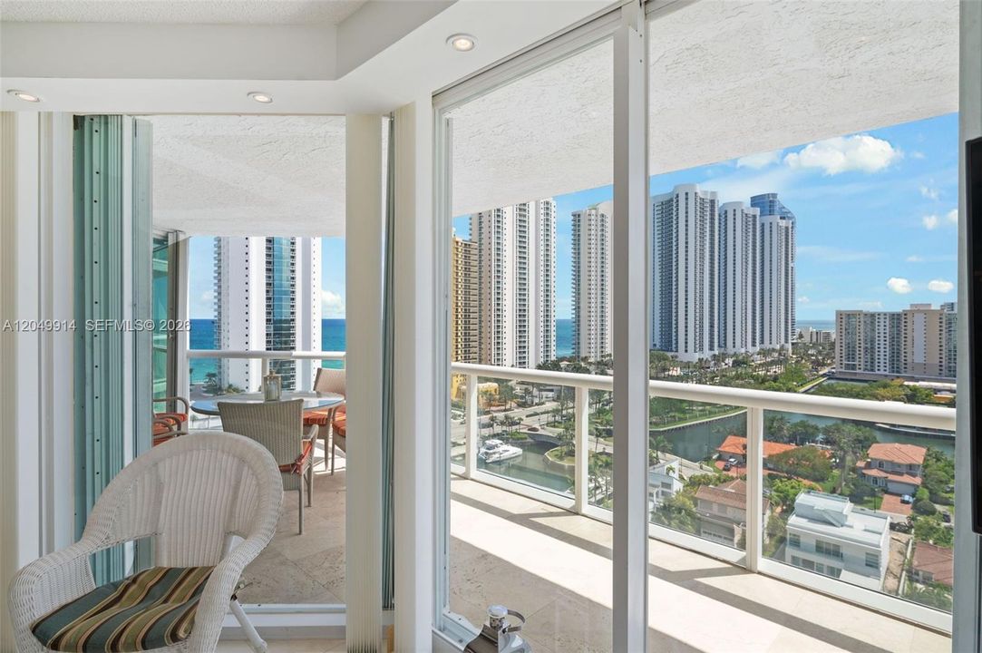 For Rent: $6,900 (2 beds, 2 baths, 1760 Square Feet)