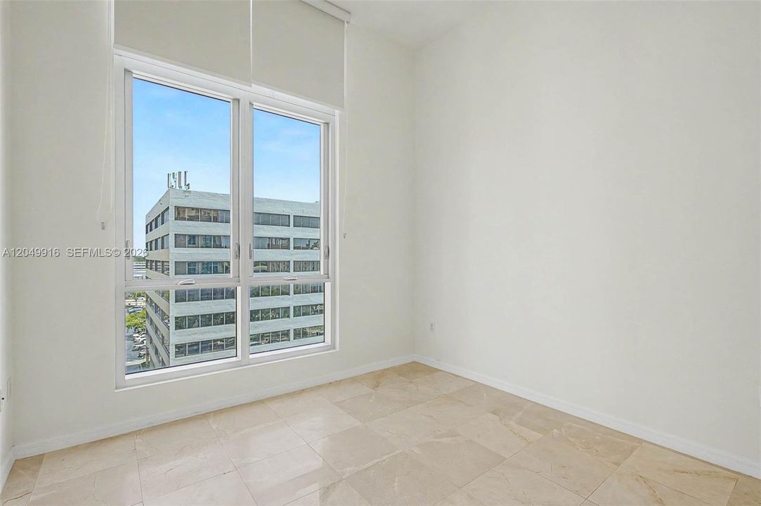 В аренду: $2,400 (1 спален, 1 ванн, 600 Квадратных фут)